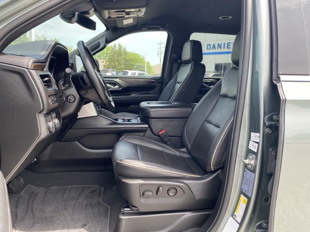 2023 Chevrolet Suburban Premier 2WD