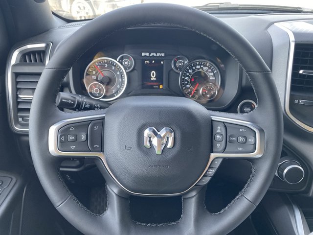 2025 Ram 1500 Big Horn 4WD 5ft7 Box