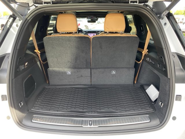 2025 Jeep Grand Cherokee Summit Reserve 4WD L