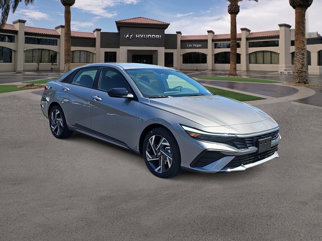 2025 Hyundai Elantra SE AWD