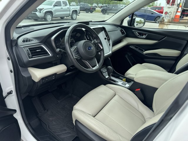 2024 Subaru Ascent Limited 8-Pass