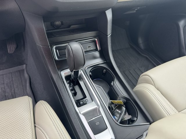 2024 Subaru Ascent Limited 8-Pass