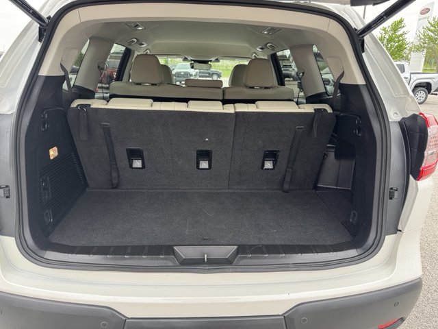 2024 Subaru Ascent Limited 8-Pass