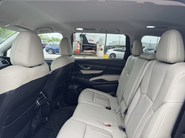 2024 Subaru Ascent Limited 8-Pass