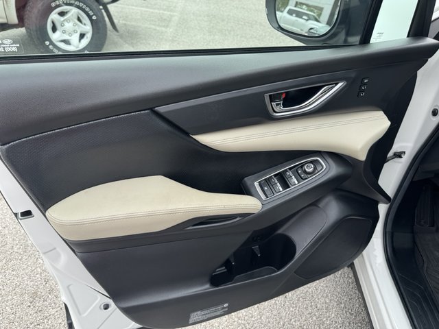 2024 Subaru Ascent Limited 8-Pass