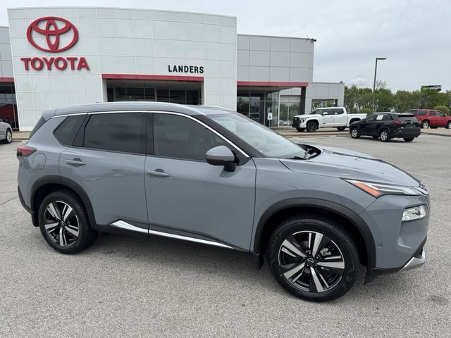 2022 Nissan Rogue Platinum FWD