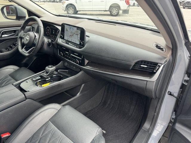 2022 Nissan Rogue Platinum FWD