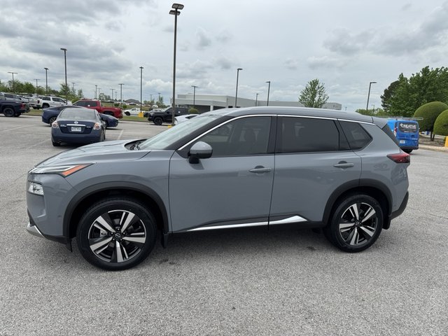 2022 Nissan Rogue Platinum FWD