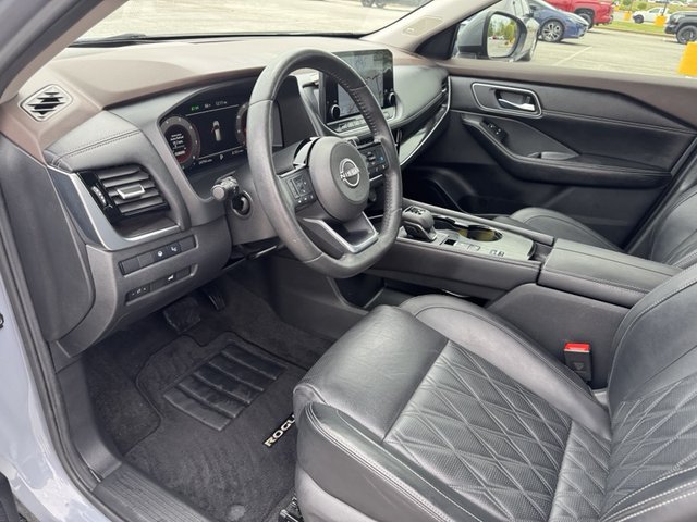 2022 Nissan Rogue Platinum FWD