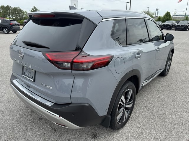 2022 Nissan Rogue Platinum FWD