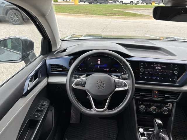 2024 Volkswagen Taos SE FWD