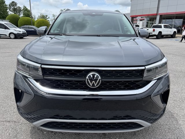 2024 Volkswagen Taos SE FWD