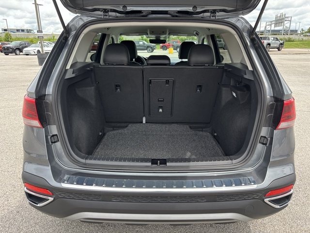 2024 Volkswagen Taos SE FWD
