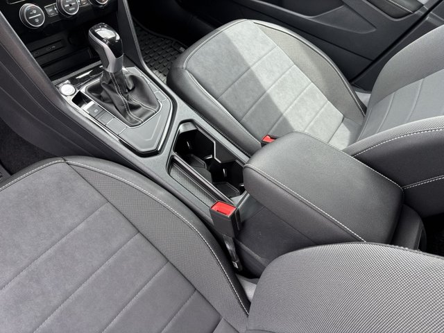 2024 Volkswagen Taos SE FWD
