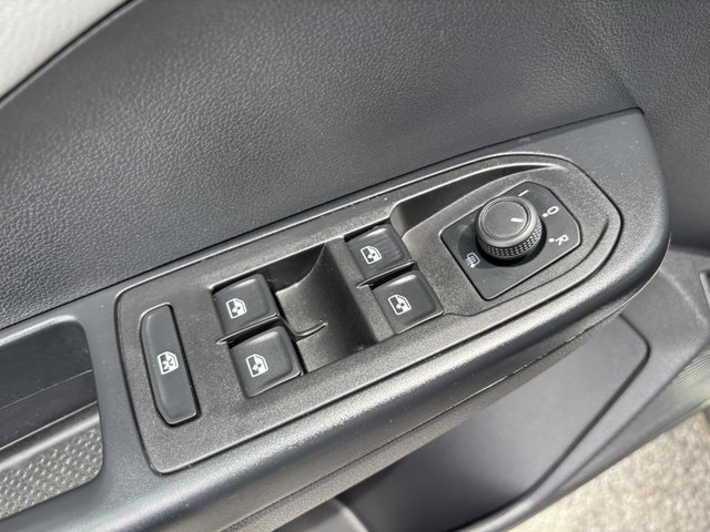 2024 Volkswagen Taos SE FWD