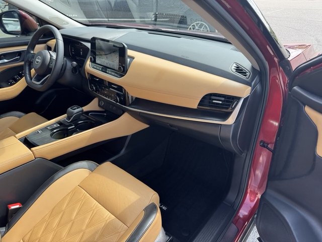 2022 Nissan Rogue Platinum FWD