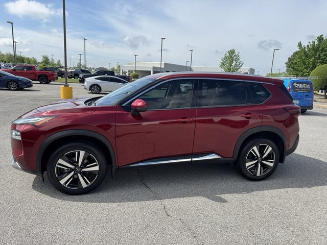 2022 Nissan Rogue Platinum FWD