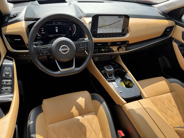 2022 Nissan Rogue Platinum FWD