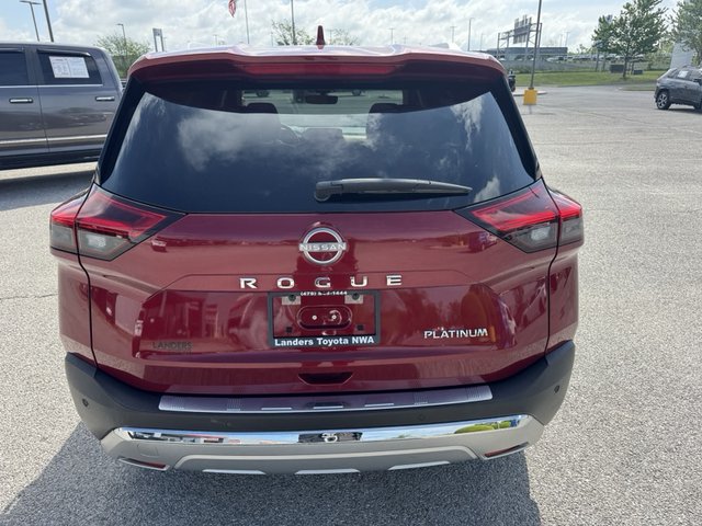 2022 Nissan Rogue Platinum FWD