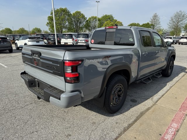 2025 Nissan Frontier PRO-4X 4WD