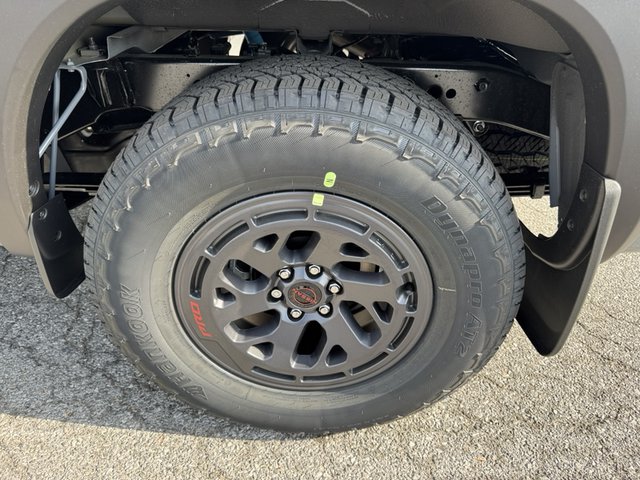 2025 Nissan Frontier PRO-4X 4WD