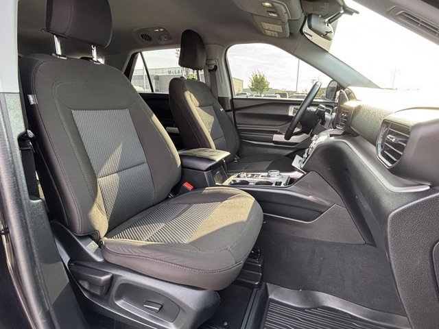 2024 Ford Explorer XLT 4WD