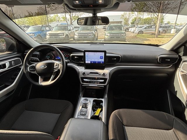 2024 Ford Explorer XLT 4WD