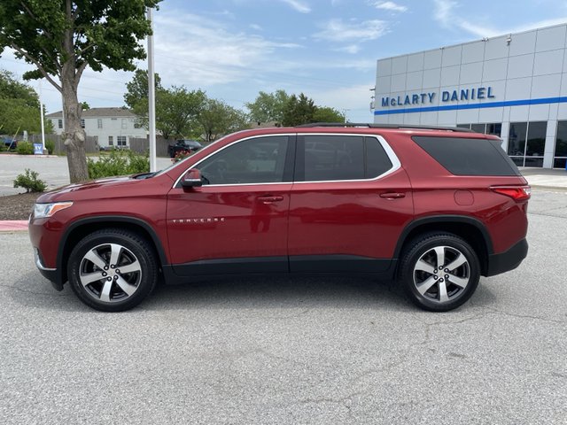 2021 Chevrolet Traverse LT Leather FWD