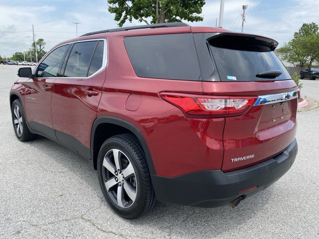 2021 Chevrolet Traverse LT Leather FWD