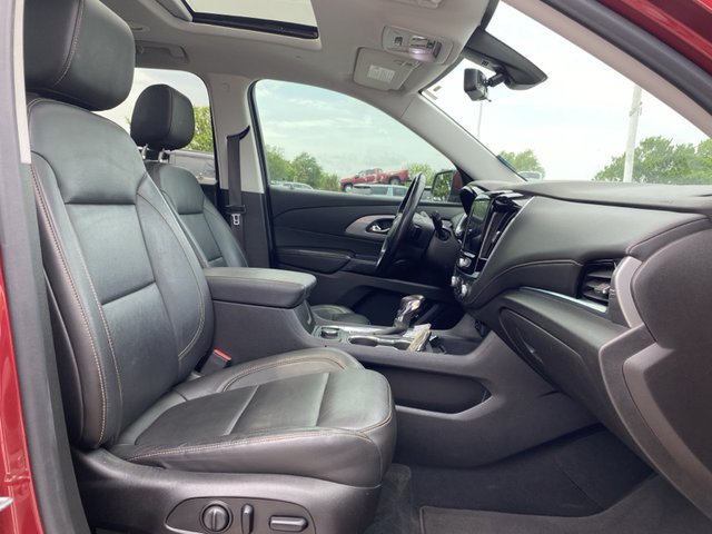 2021 Chevrolet Traverse LT Leather FWD