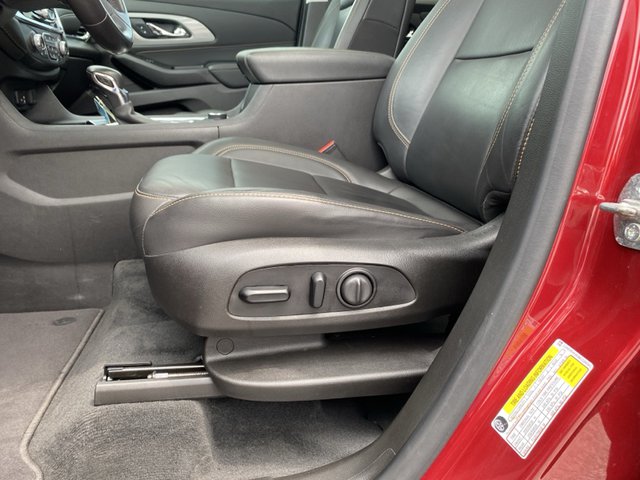 2021 Chevrolet Traverse LT Leather FWD