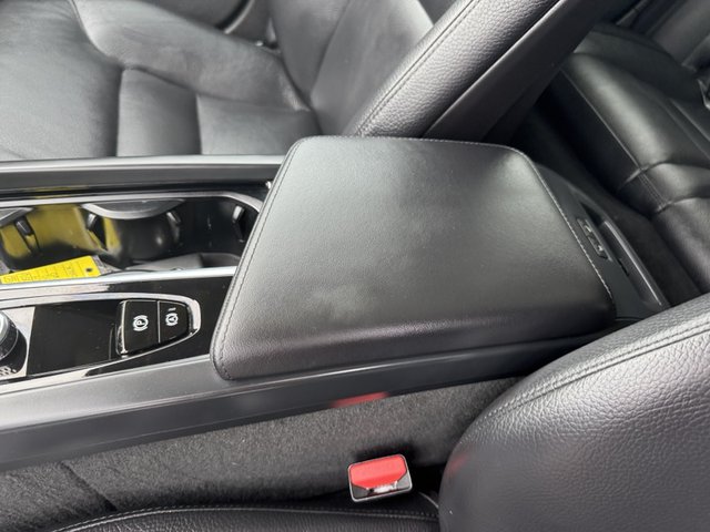 2024 Volvo V60 Plus Cross Country