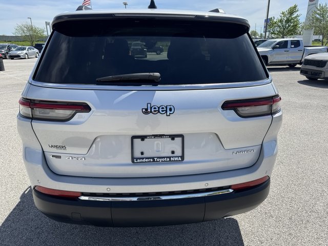 2022 Jeep Grand Cherokee Laredo 4WD L