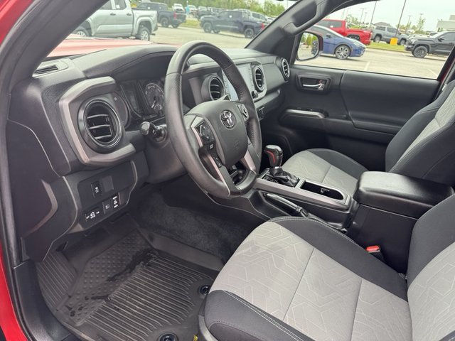 2022 Toyota Tacoma TRD Sport 4WD 5ft Bed