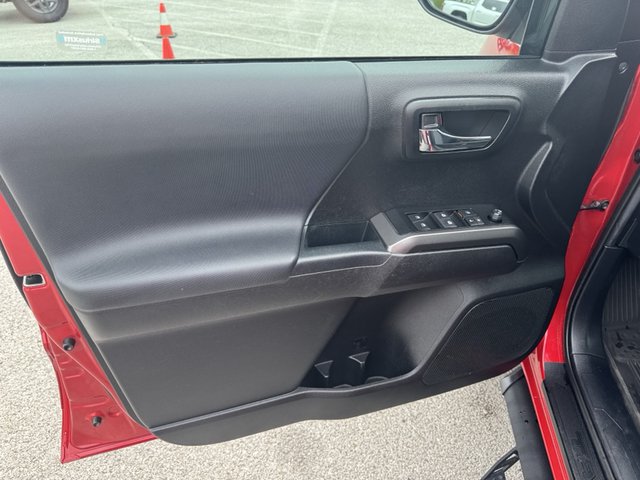 2022 Toyota Tacoma TRD Sport 4WD 5ft Bed