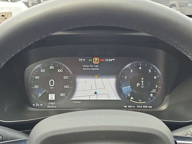 2022 Volvo XC40 R-Design
