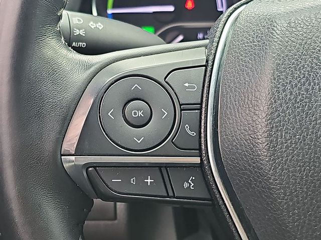 2020 Toyota Camry Hybrid XLE