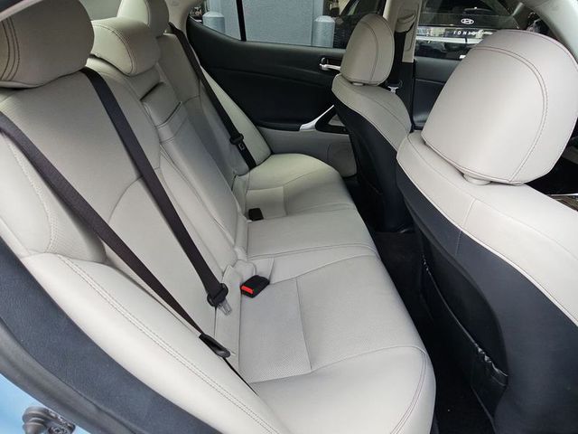 2012 Lexus IS250 RWD