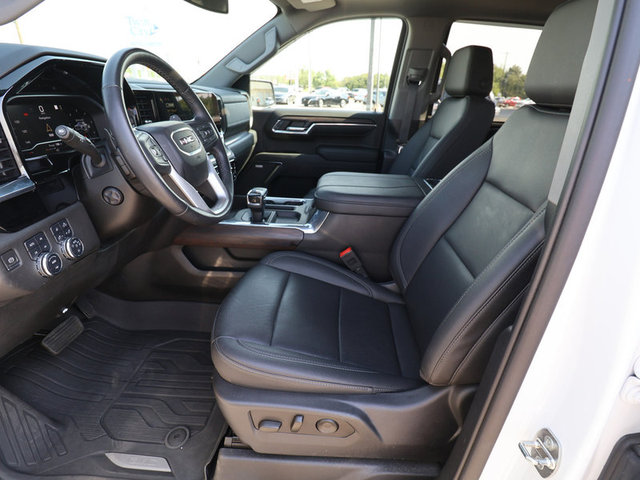 2023 GMC Sierra 1500 SLT 4WD 147WB