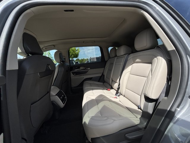 2025 Lincoln Nautilus Premiere AWD