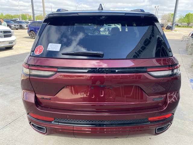 2025 Jeep Grand Cherokee Summit Reserve 4WD