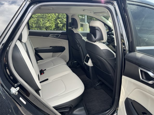 2023 Kia Sportage EX FWD