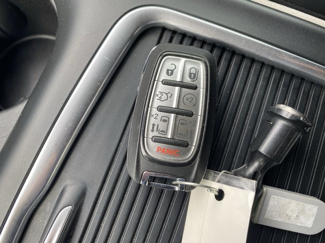 2023 Chrysler Pacifica Touring L FWD