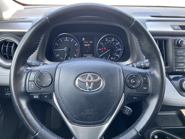 2017 Toyota RAV4 XLE FWD