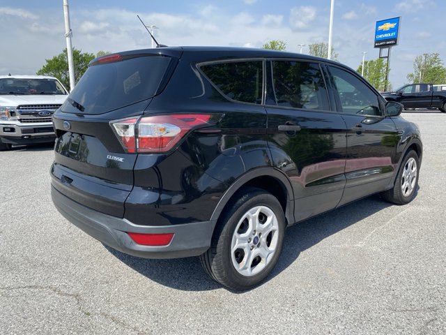 2017 Ford Escape S FWD