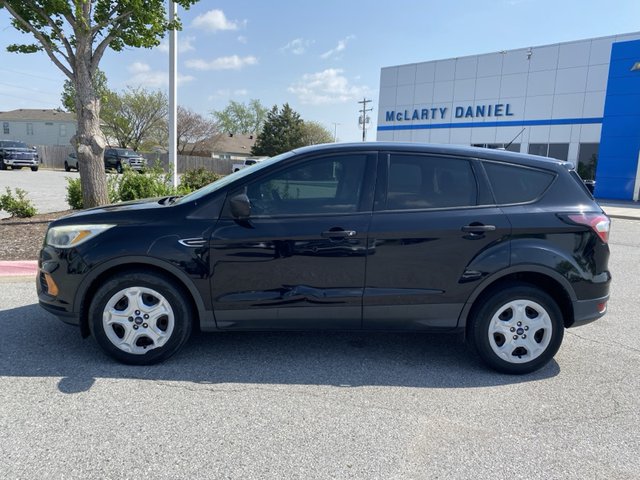 2017 Ford Escape S FWD