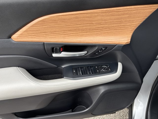 2024 Toyota Grand Highlander Limited AWD