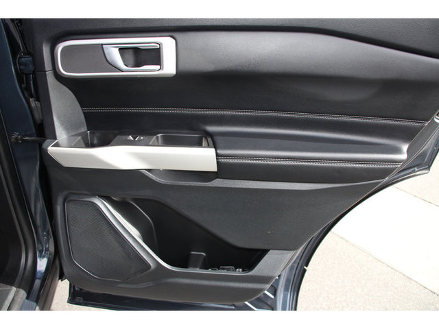 2022 Ford Explorer XLT RWD