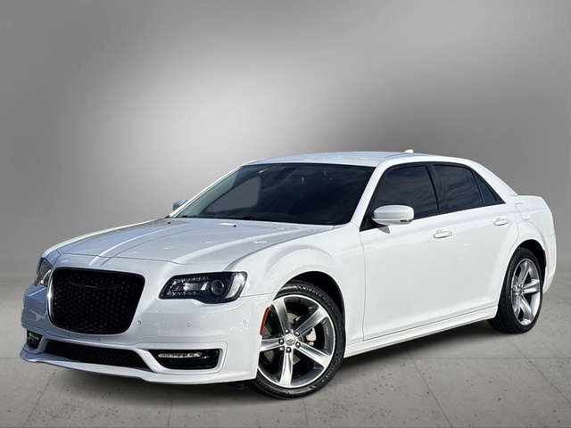 2023 Chrysler 300 Touring L RWD