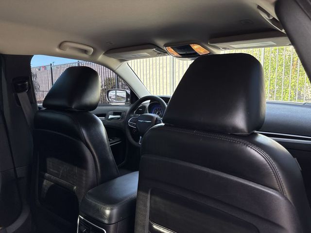 2023 Chrysler 300 Touring L RWD